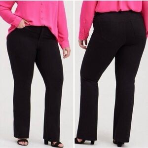 TORRID Bombshell Boot Studio Luxe Ponte High-Rise Pant Black Size 20